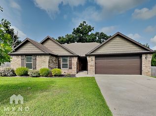 2150 Hunter Dr, Pea Ridge, AR 72751