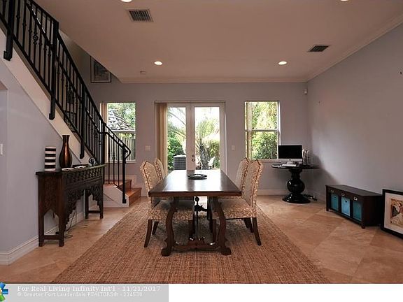 Dining Area looking in to private courtyard