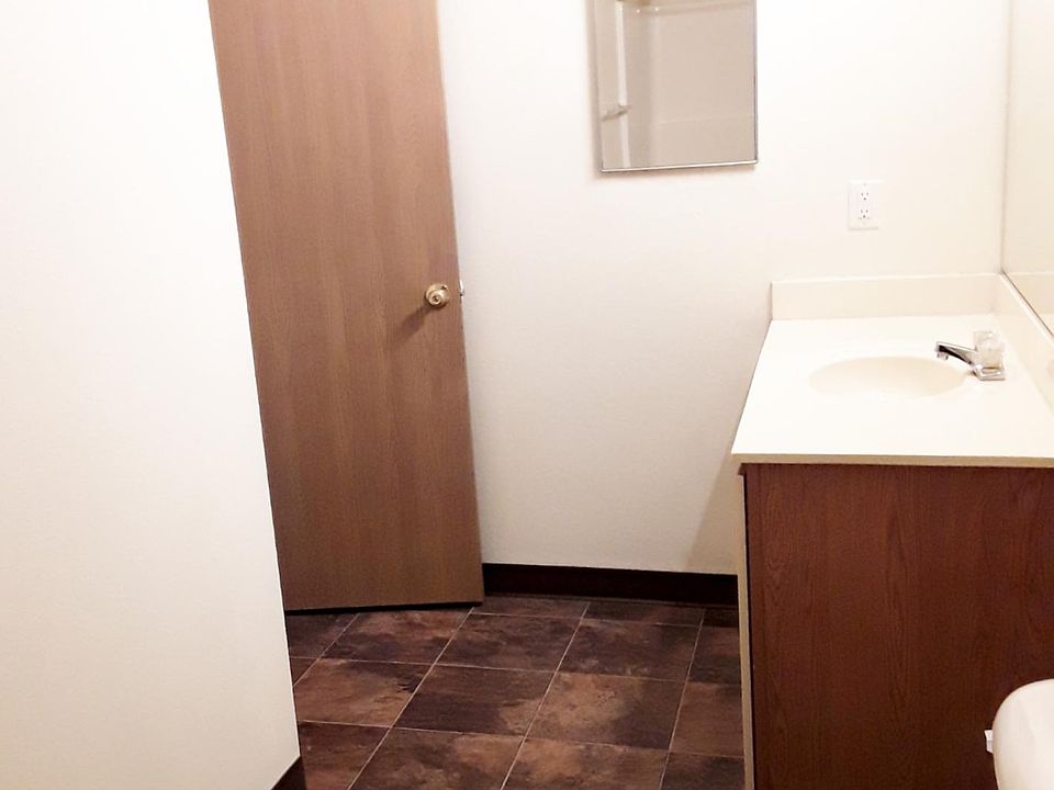 279 Michigan Ave Galesburg IL Zillow