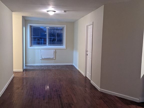 3rd image of 14-09 McBride St #2