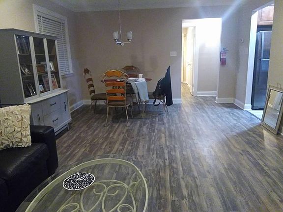 5th image of 39 Bonaire Dr