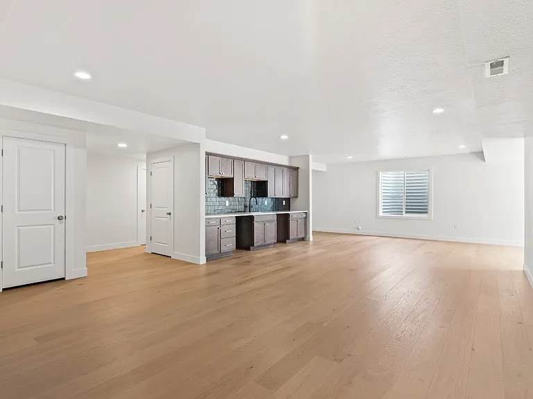 2122 N Beargrass Way — Photo 17