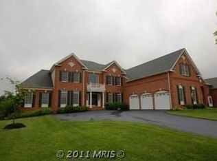 42533 Flemming Dr, Chantilly, VA 20152