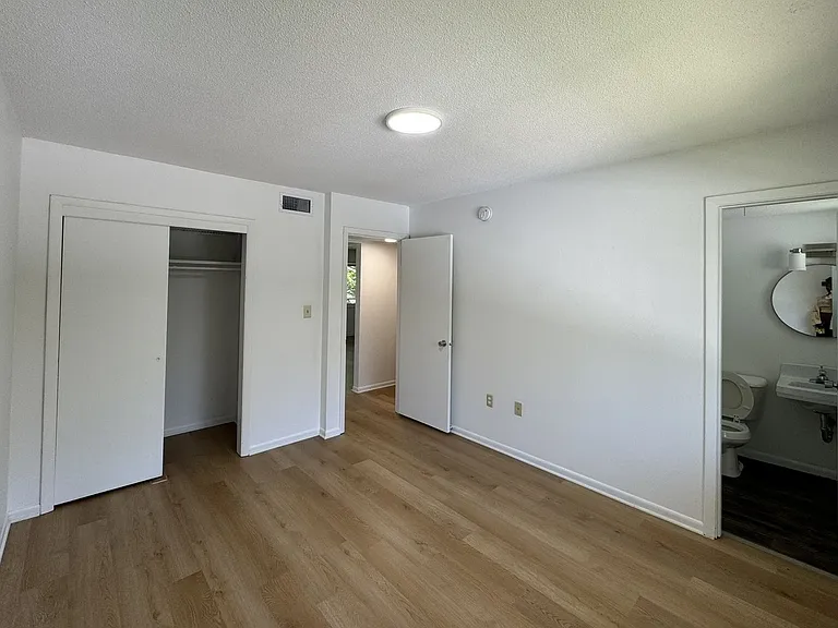1007 Parkway Dr #1009 — Photo 15