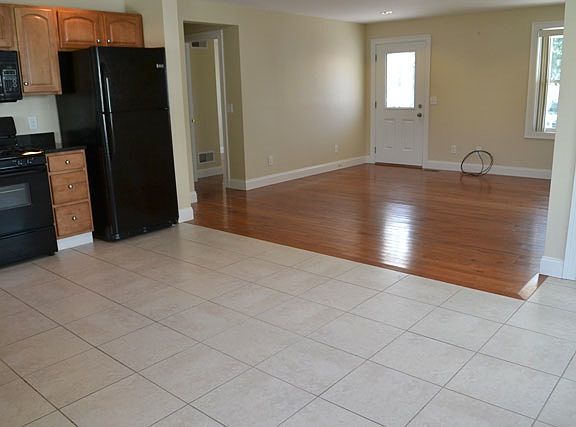 4th image of 154 Mercer St #1