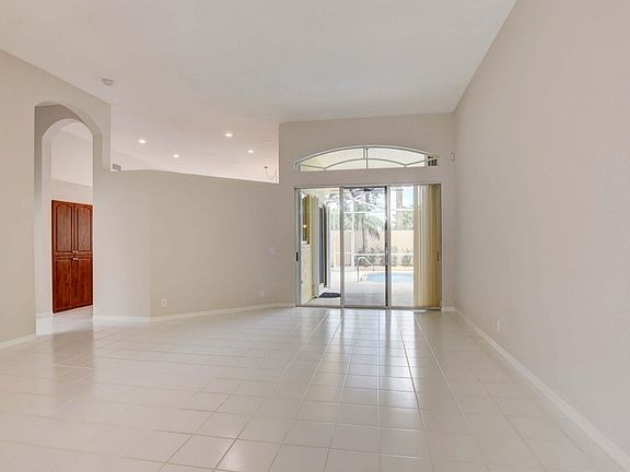 5th image of 10075 Umberland Pl