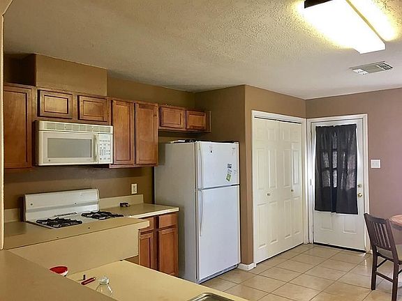 5th image of 19603 Brisbane Meadows Ct