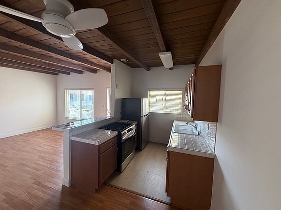 4th image of 1426 Armacost Ave APT 7