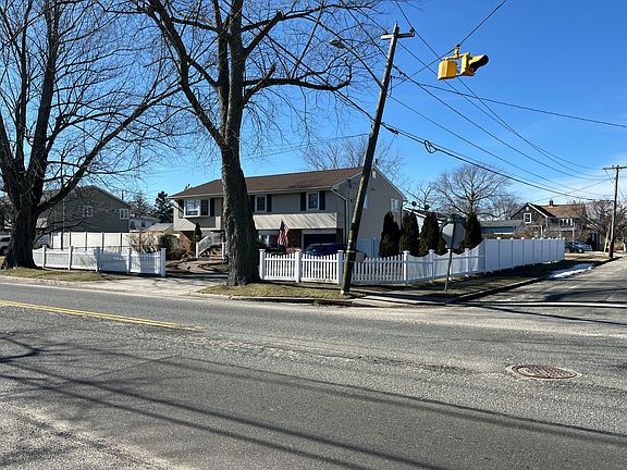 2nd image of 399 New York Ave