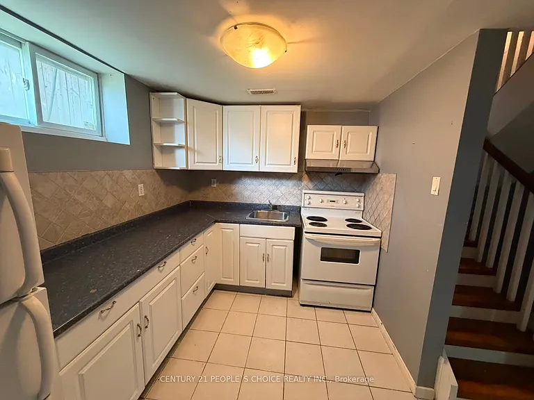 1165 Ogden Ave #BASEMENT — Photo 4