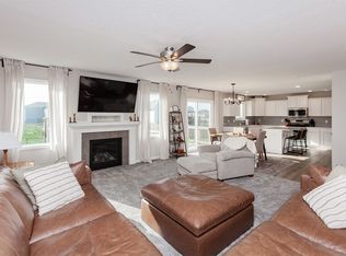 3105 NW 27th Cir, Ankeny, IA 50023