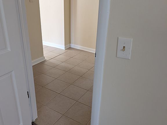 4th image of 304 Church St #1
