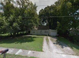 2620 W Chestnut St, Springfield, MO 65802