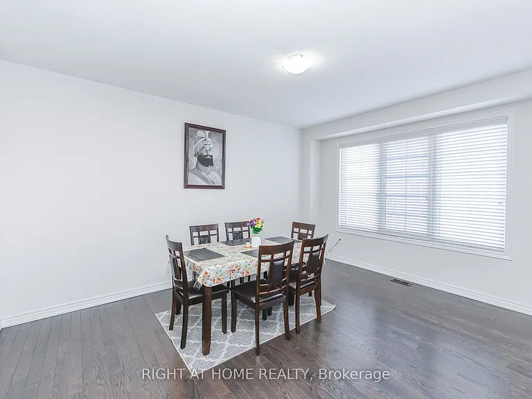 36 Spokanne St — Photo 19