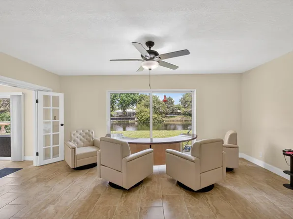 1262 Essex Drive, Wellington, FL 33414