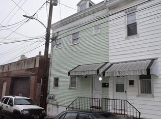 211 W Arch St #1, Pottsville, PA 17901