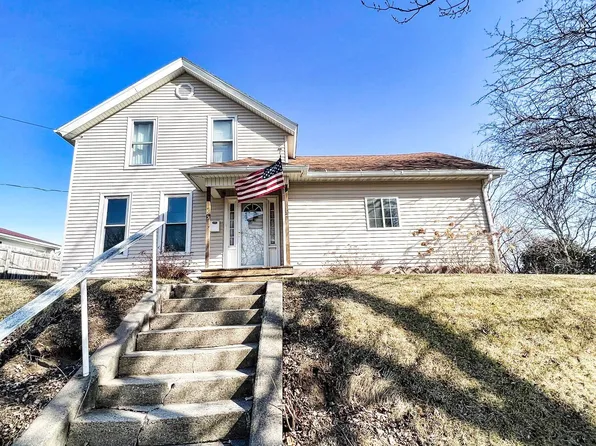255 S Walnut St, West Union, IA 52175