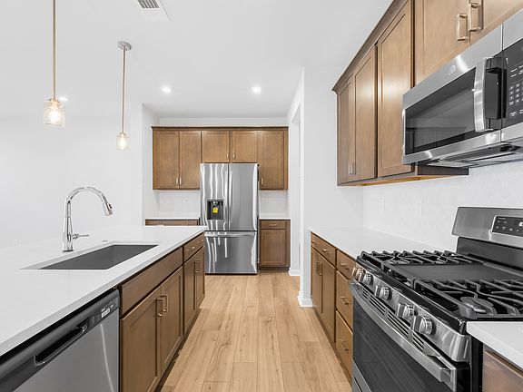 5th image of 8924 Connover Hall Ave #8924