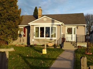 1201 Swinton St, Sault Sainte Marie, MI 49783