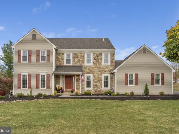 301 Missimer Dr, Royersford, PA 19468