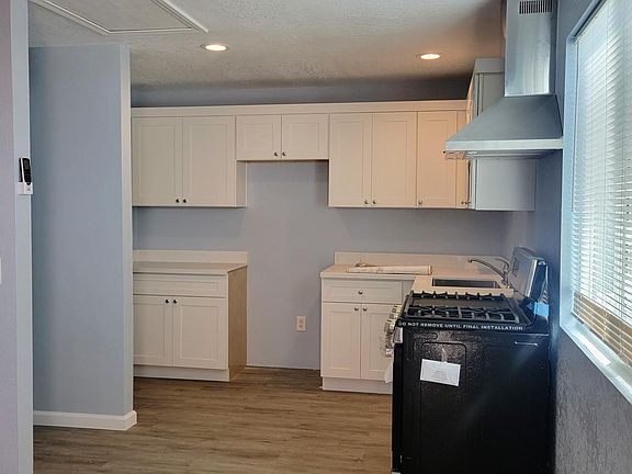 5th image of 9668 1/2 Harvard St
