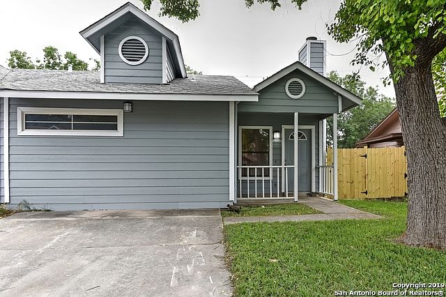 1st image of 6735 Hickory Springs Dr