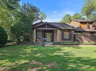 57 Cascades Cir W, Clinton, MS 39056