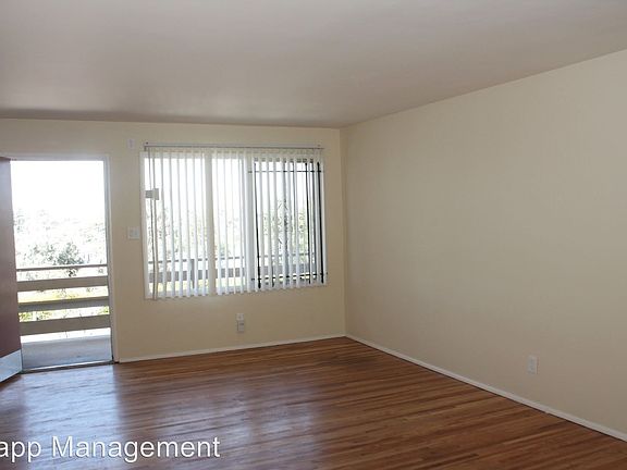 5th image of 5640 S La Brea Ave APT 4