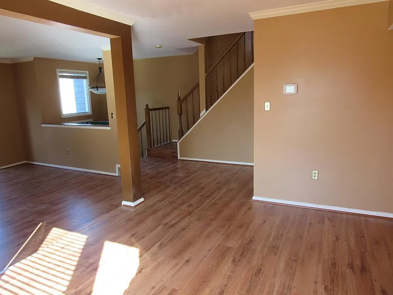 7734 Chatfield Ln — Photo 14