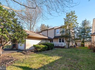 20 Stacey Dr, Doylestown, PA 18901