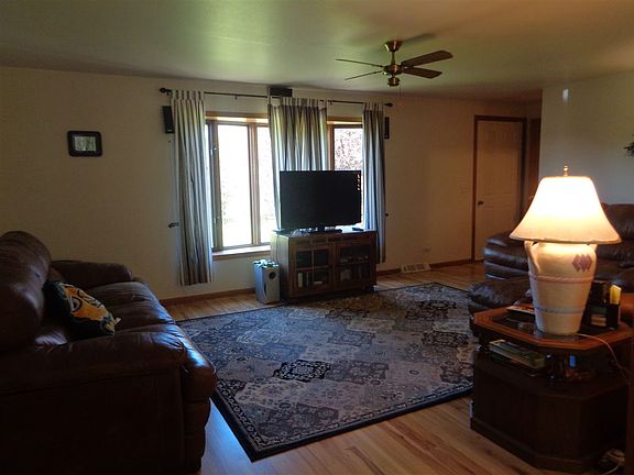 4th image of W5074 Forsberg Ln