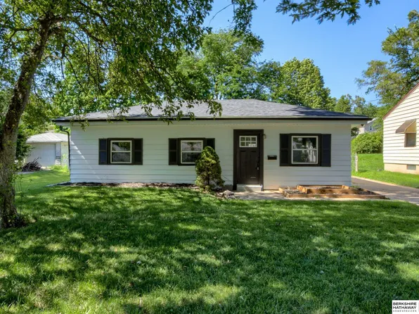 3924 Kansas Ave, Omaha, NE 68111