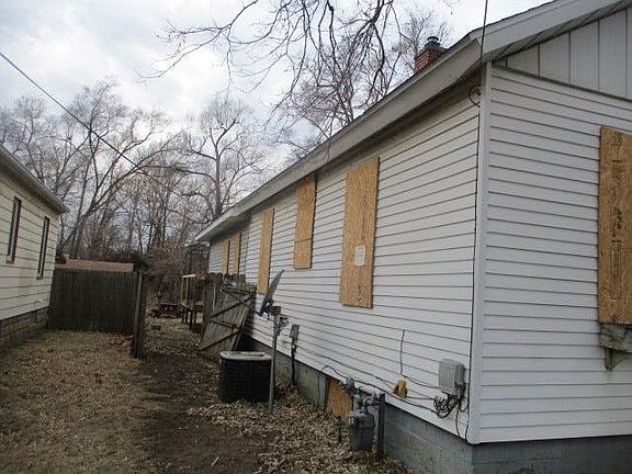 5th image of 807 S 13th St