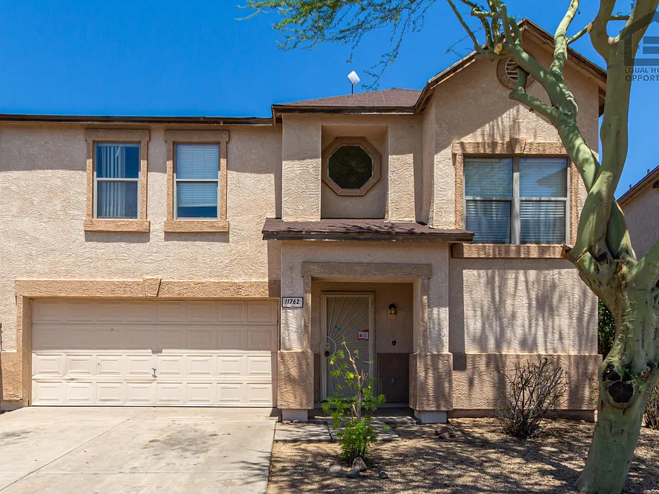 11762 W Main St