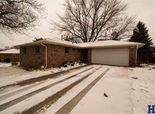 530 Danville Dr, Lincoln, NE 68510