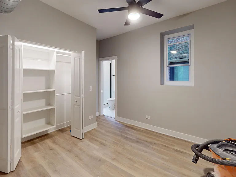 2403 N Kedzie Blvd #2 — Photo 8