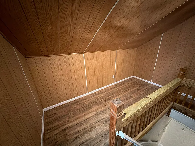 114 Smith Ave — Photo 17