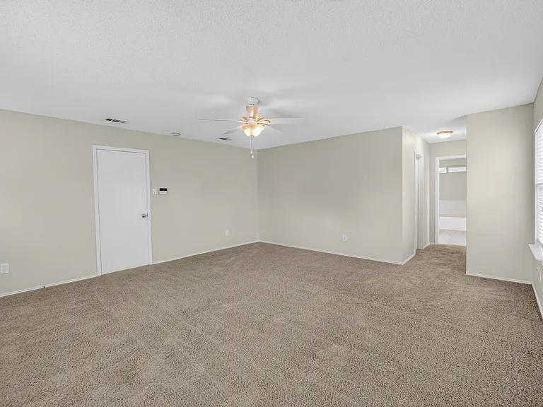 4022 Cedar Elm Ln — Photo 23