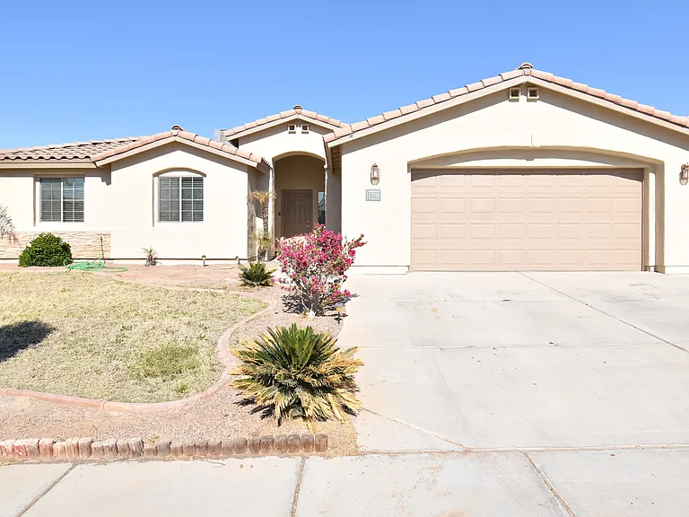 11766 E Alpha Way — Photo 2