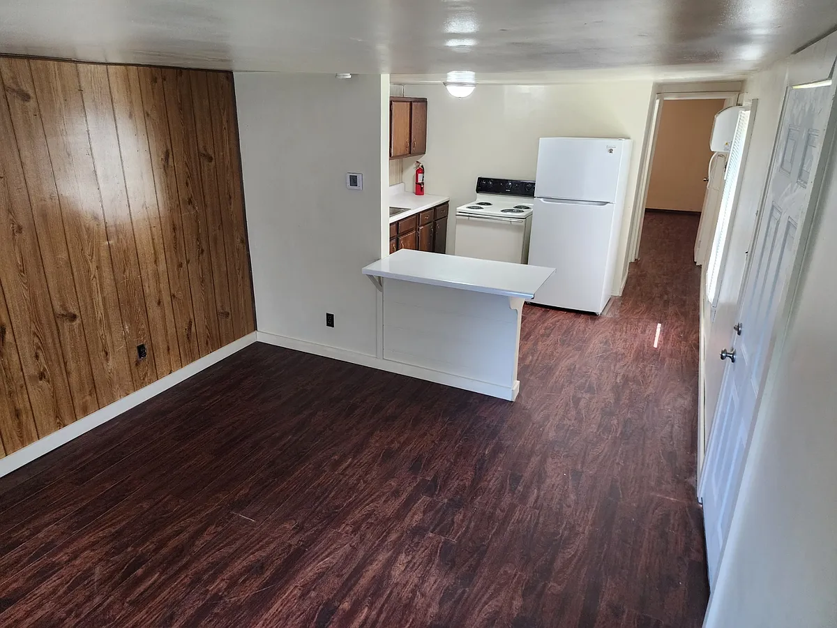 Building Photo - 1612 Edds Rd #1