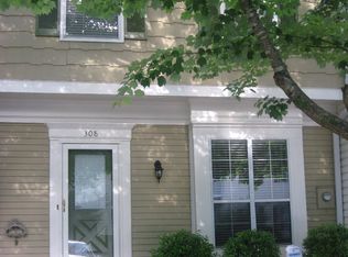 308 Wedgewood Way, Sandy Springs, GA 30350