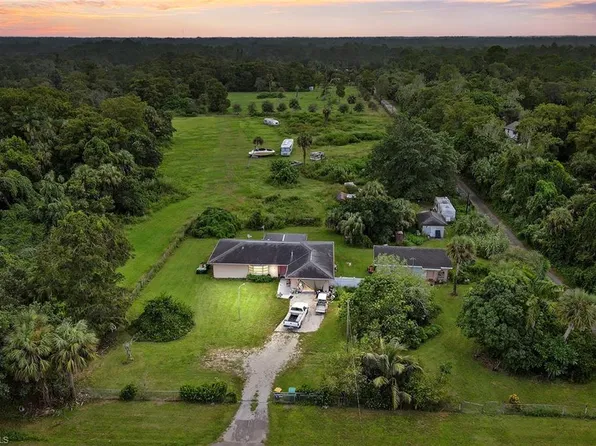 2120 Rock RD, NAPLES, FL 34120