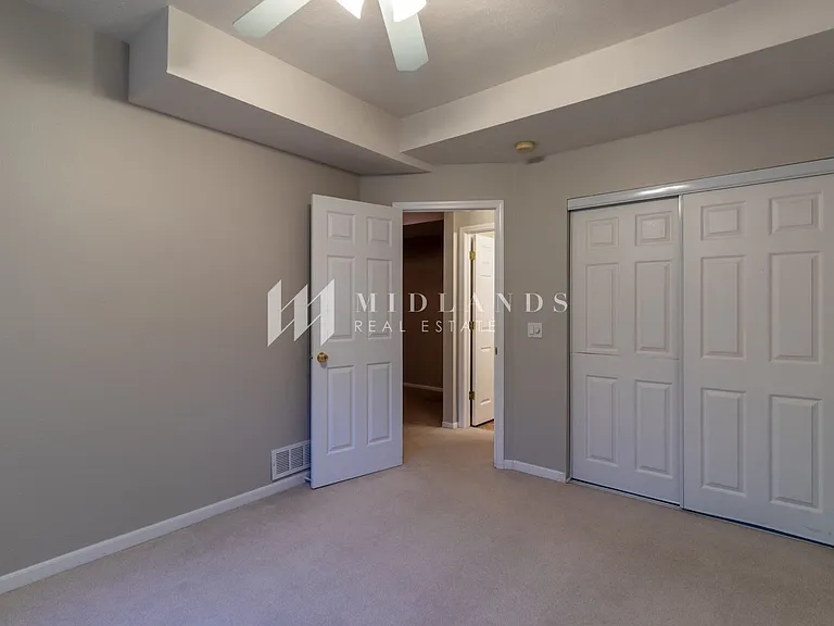 1007 Woodview Dr — Photo 17