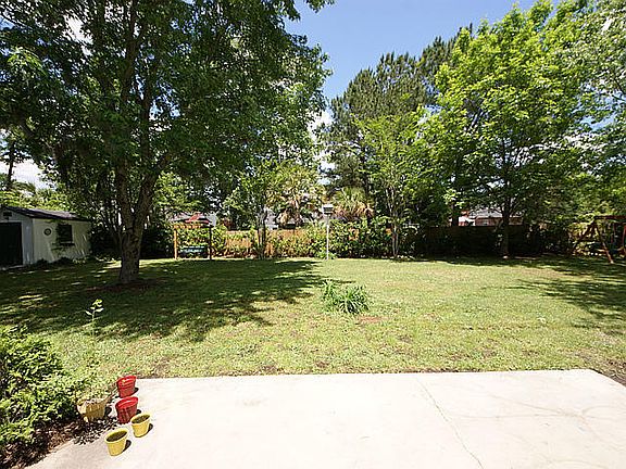 2nd image of 92 Kings Mill Ct