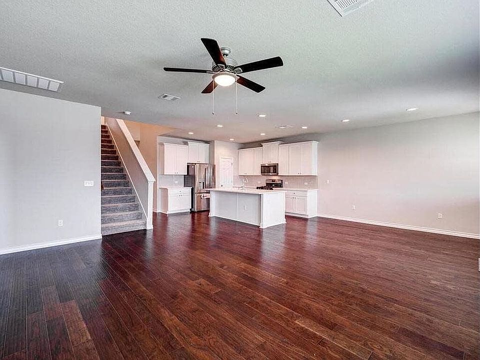 2nd image of 5808 Daly Dr