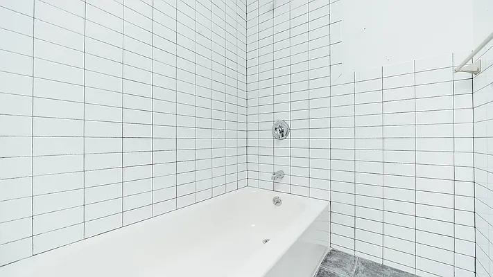 Rented by Nooklyn NYC LLC | media 14