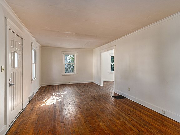 005_614layblvd_19_02052025