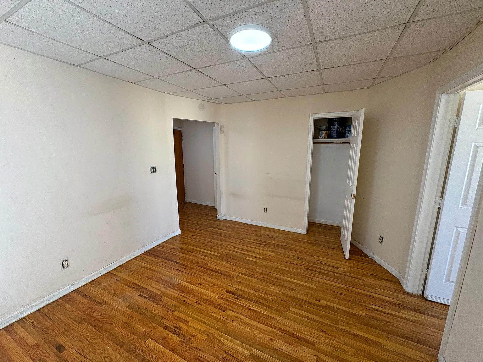 1 bed, 650 sqft, $1,800 — Photo 3