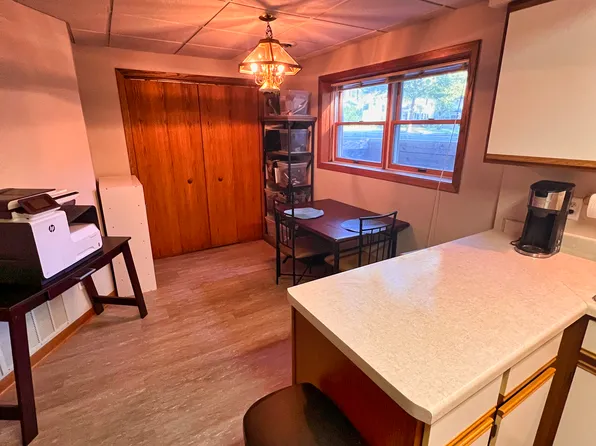 205 S 3rd St E, Fort Atkinson, WI 53538