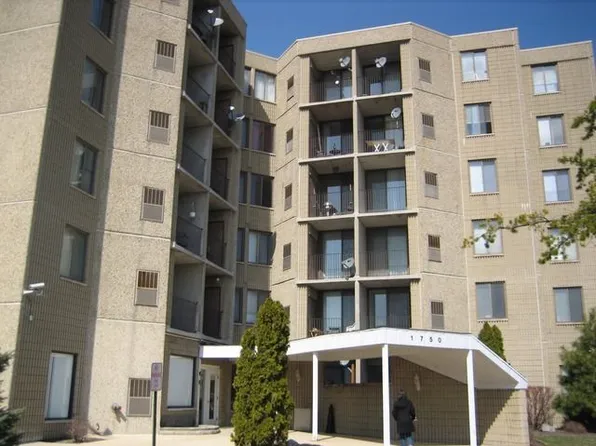 1750 N Marywood Ave APT 609, Aurora, IL 60505